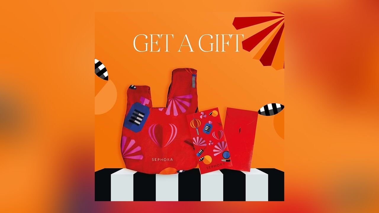 Free Sephora Red Packets & Carrier Bag